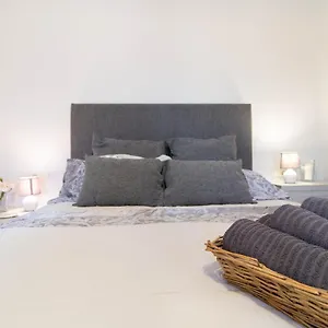 apt-marina-apartament.hotelsinnerja.org/